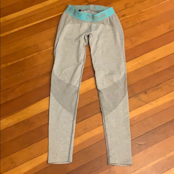 Gymshark Pants - OG Gymshark flex leggings size small